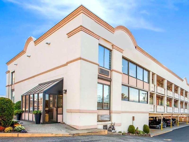 スーパー 8 バイ ウィンダム メドウランズ (Super 8 by Wyndham Meadowlands)の写真