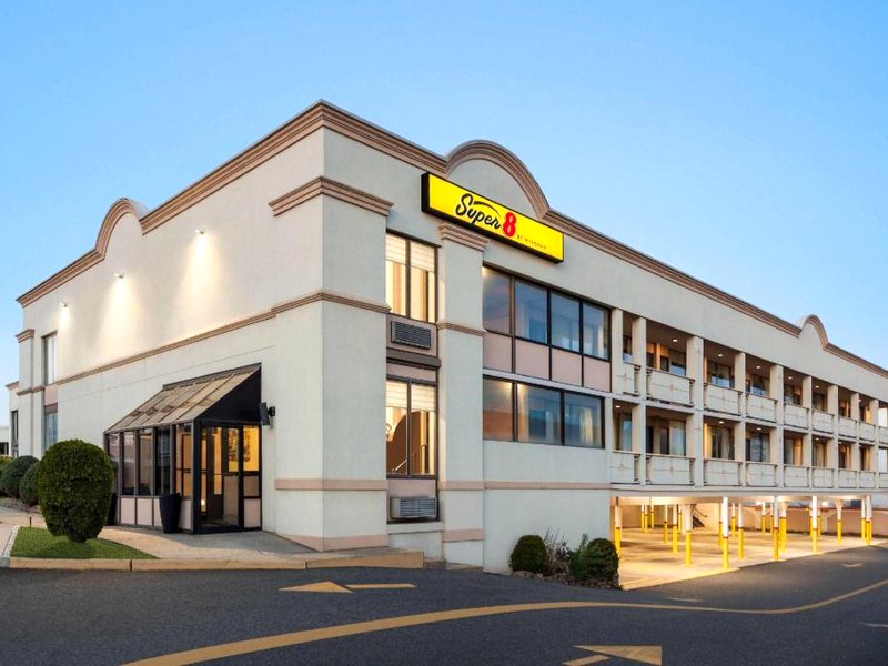 スーパー 8 バイ ウィンダム メドウランズ (Super 8 by Wyndham Meadowlands)の写真