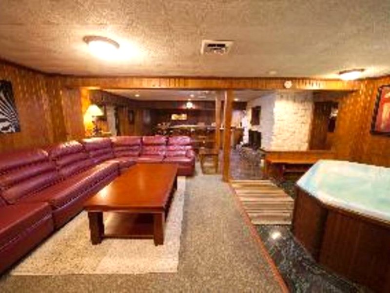 Log Cabin Lodge & Suitesの写真