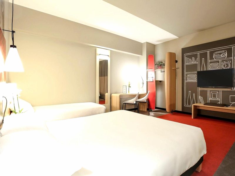 ibis Niort Est Mendes Franceの写真