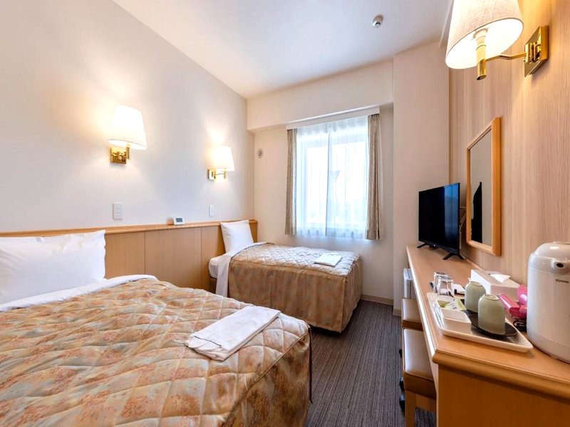 ＨＯＴＥＬ　ＡＺ　高知須崎店 (HOTEL AZ KOUCHISUSAKI-TEN)の写真