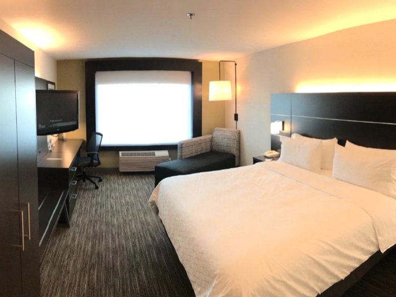 ホリデイ イン エクスプレス & スイーツ トレーシー バイ IHG (Holiday Inn Express & Suites Tracy By IHG)の写真