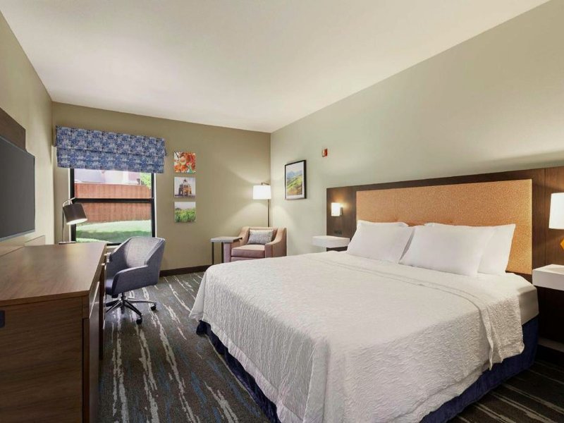 ハンプトン イン トレイシー (Hampton Inn Tracy)の写真