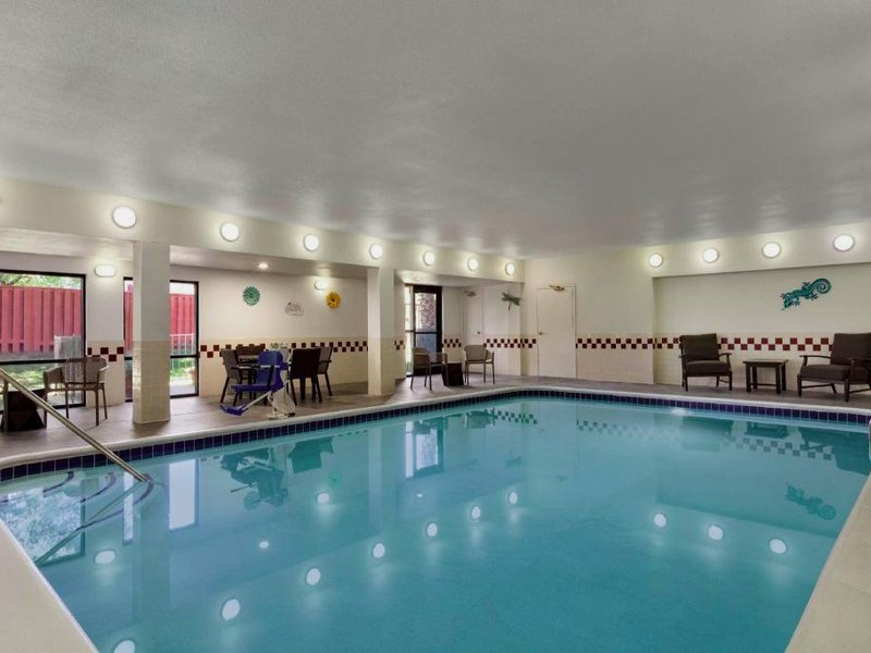 ハンプトン イン トレイシー (Hampton Inn Tracy)の写真