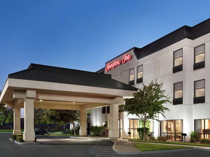 ハンプトン イン トレイシー (Hampton Inn Tracy)の写真
