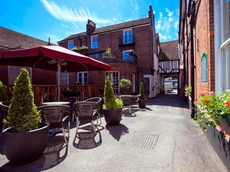Uno Hotel Rose and Crown Tonbridgeの写真