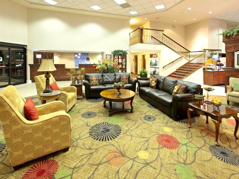 Holiday Inn Express Hotel And Suites Corinth By IHGの写真