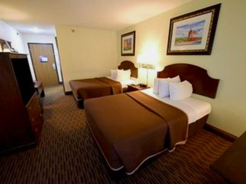 Waterfront Inn Mackinaw Cityの写真