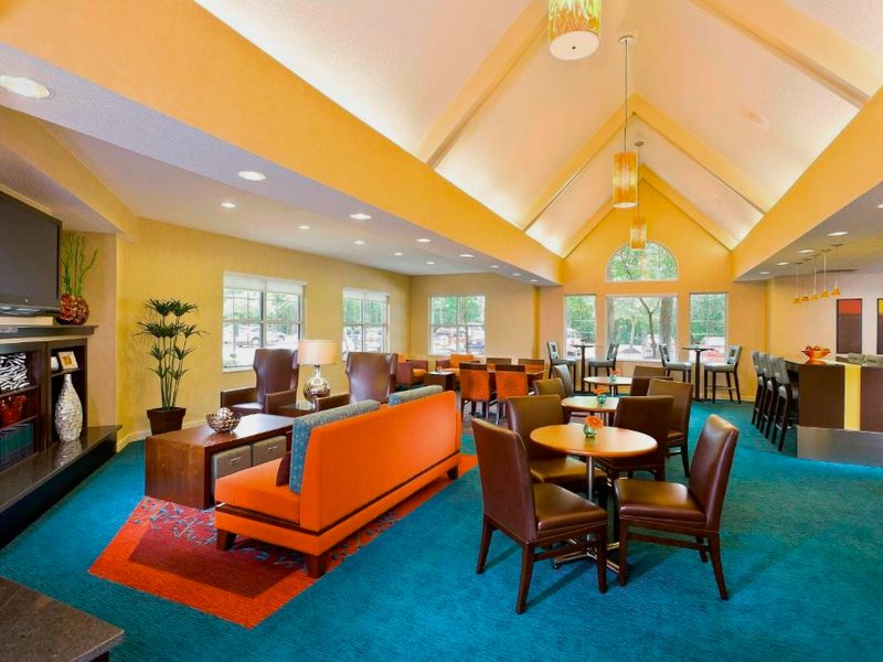 Residence Inn by Marriott Houston The Woodlands/Lake Front Circleの写真