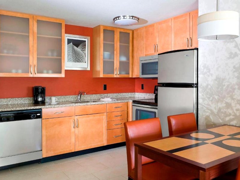 Residence Inn by Marriott Houston The Woodlands/Lake Front Circleの写真