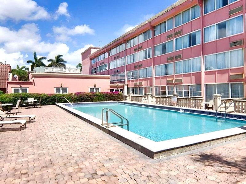 マイアミ ガーデンズ イン アンド スイーツ (Miami Gardens Inn and Suites)の写真