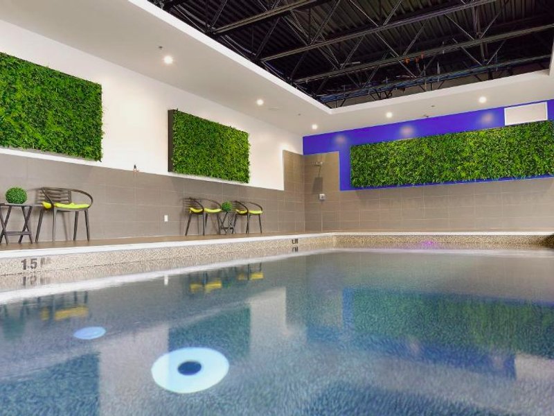 Holiday Inn Express & Suites Vaudreuil-Dorion By IHGの写真