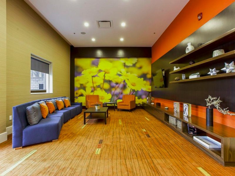 Courtyard by Marriott Montreal West Island/Baie D’Urfeの写真