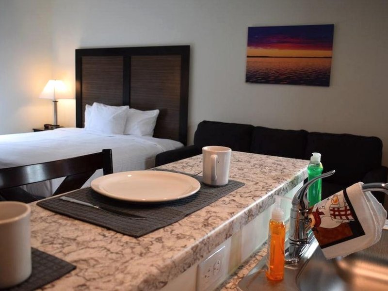 Menominee River Extended Stay Hotelの写真