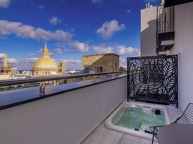 ジ エンバシー バレッタ ホテル (The Embassy Valletta Hotel)の写真