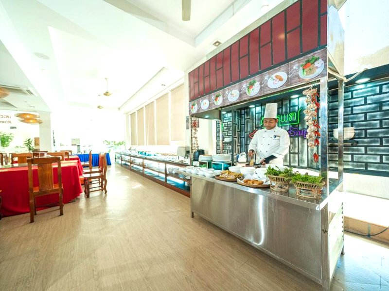 ポーサット リバーサイド ホテル&スパ (Pursat Riverside Hotel & Spa)の写真