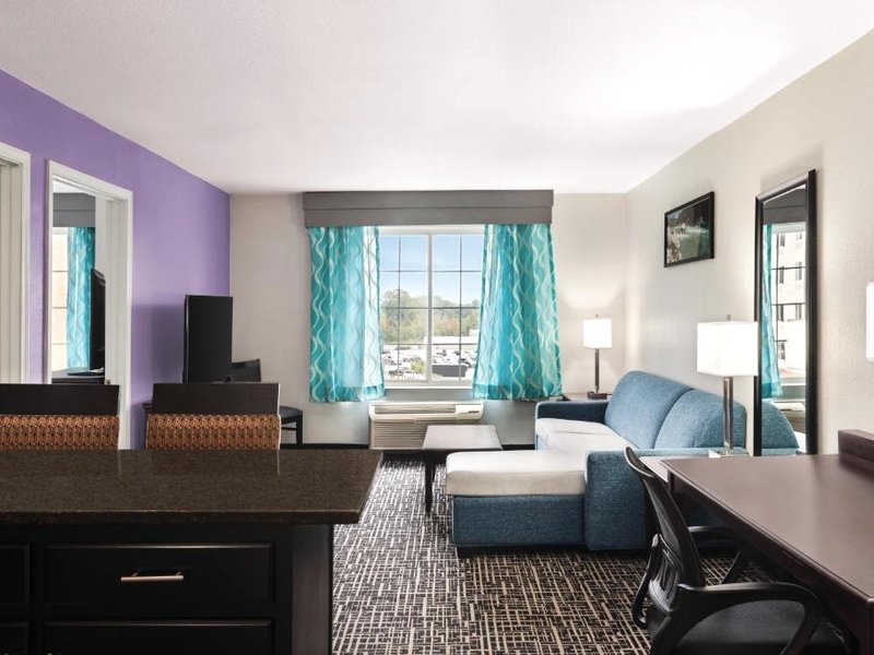 ラ キンタ イン アンド スイーツ バイ ウィンダム (La Quinta Inn & Suites by Wyndham Cookeville)の写真