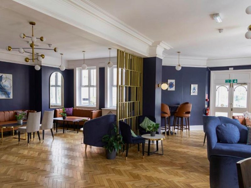 Hamlet Larkfield Priory Hotelの写真