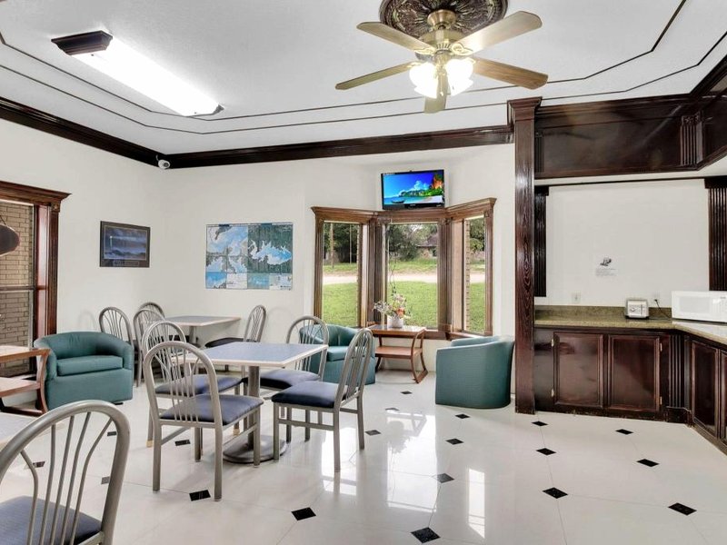 Three Rivers Executive Inn & Suites By OYOの写真