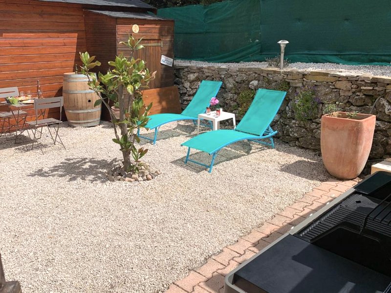 CHALET, PISCINE, JARDIN CLOTURE, ANIMAUX Acceptés (CHALET, PISCINE, JARDIN CLOTURE, ANIMAUX Acceptes)の写真