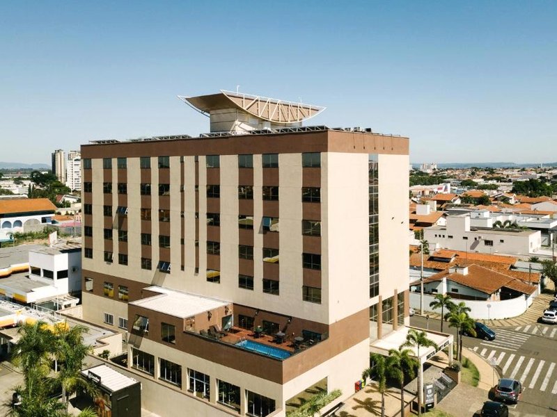 Bristol Infinity Rio Claroの写真