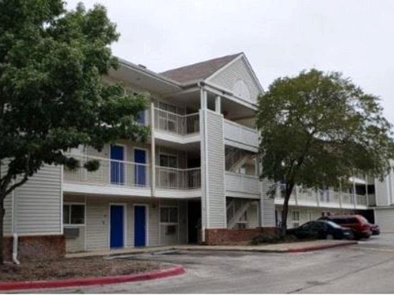 InTown Suites Extended Stay San Antonio TX - Perrin Beitel Roadの写真