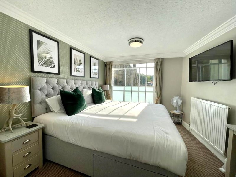 The Abbey Hotelの写真