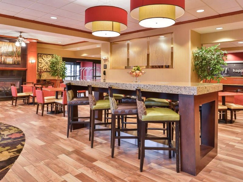 ハンプトン イン エンポリア (Hampton Inn Emporia)の写真