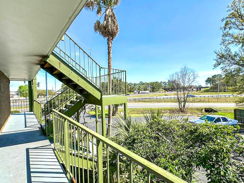 オヨ ホテル モービル, AL I-65 アット エアポート ブルバード (OYO Hotel Mobile, AL I-65 at Airport Blvd)の写真