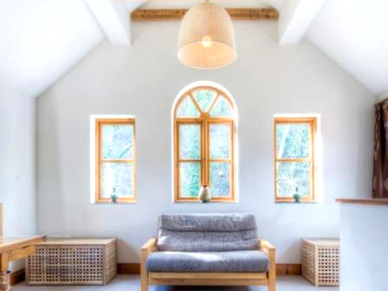 Travel Fox Cottages- Swimming Lake, BBQ Hut, Games Area - Alton Towersの写真