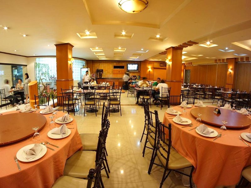 グランド アストリア ホテル (Grand Astoria Hotel)の写真