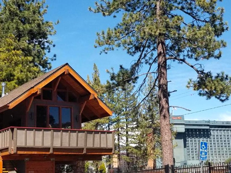 Gondola Lodge & Tahoe Beach Clubの写真