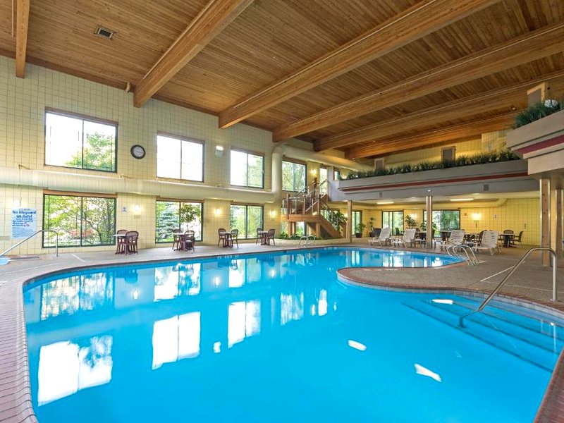 Holiday Inn Express Holland By IHGの写真