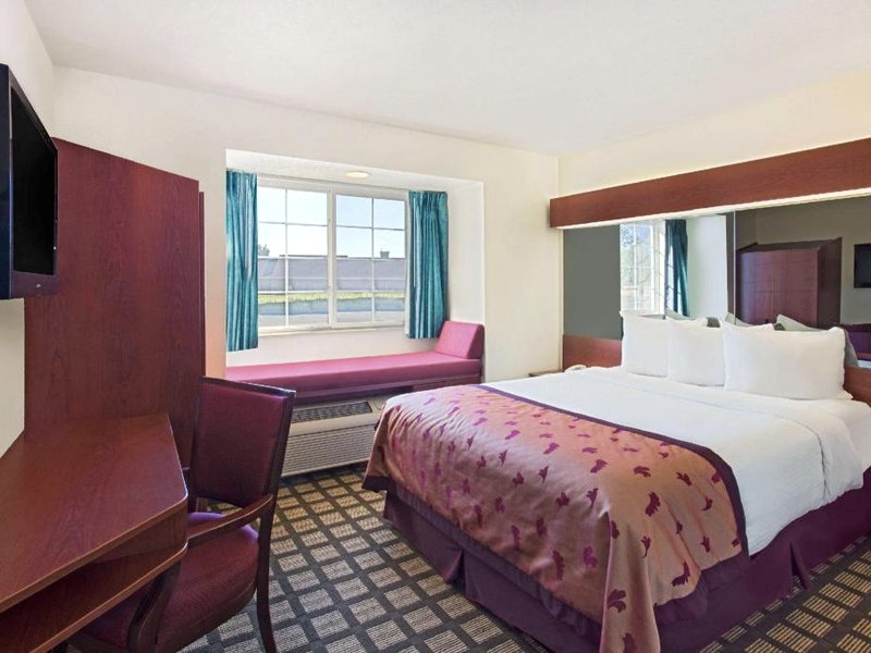 マイクロテル イン&スイーツ バイ ウィンダム ホランド (Microtel Inn & Suites by Wyndham Holland)の写真