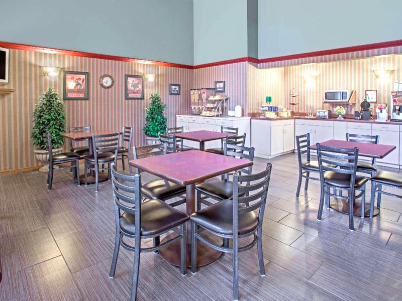 デイズ イン バイ ウィンダム マディソン NE ウィンザー (Days Inn by Wyndham Madison NE/Windsor)の写真