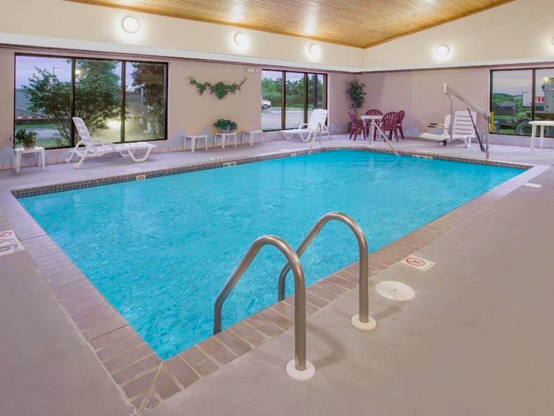 デイズ イン バイ ウィンダム マディソン NE ウィンザー (Days Inn by Wyndham Madison NE/Windsor)の写真