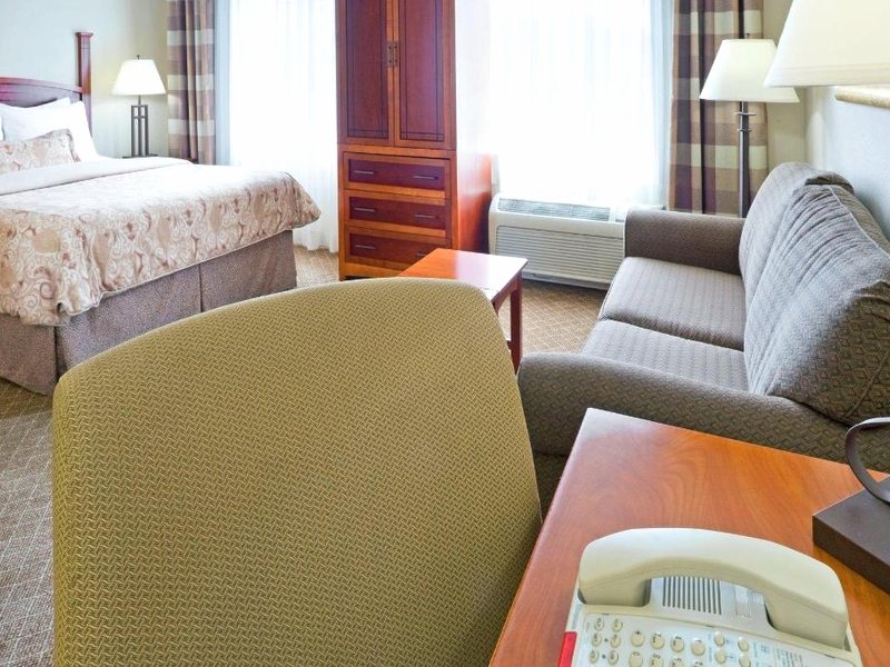 Staybridge Suites Cranbury - South Brunswick By IHGの写真