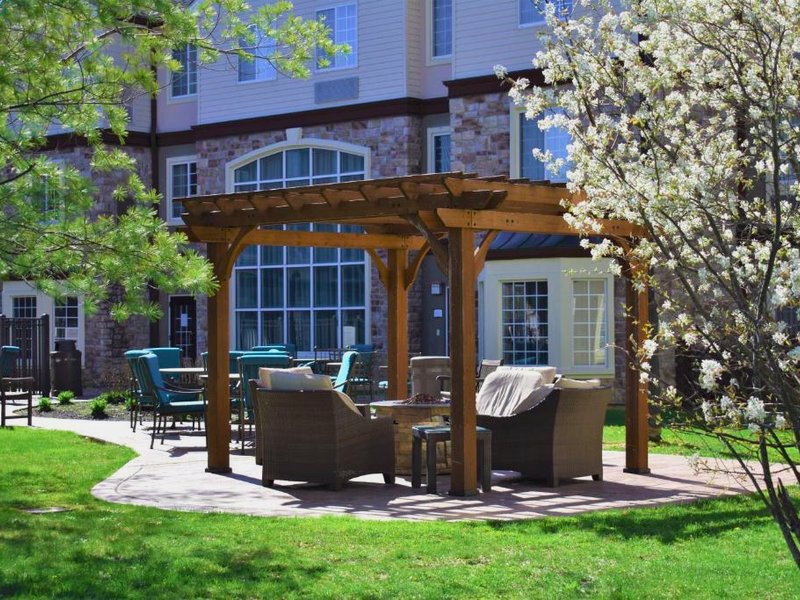 Staybridge Suites Cranbury - South Brunswick By IHGの写真