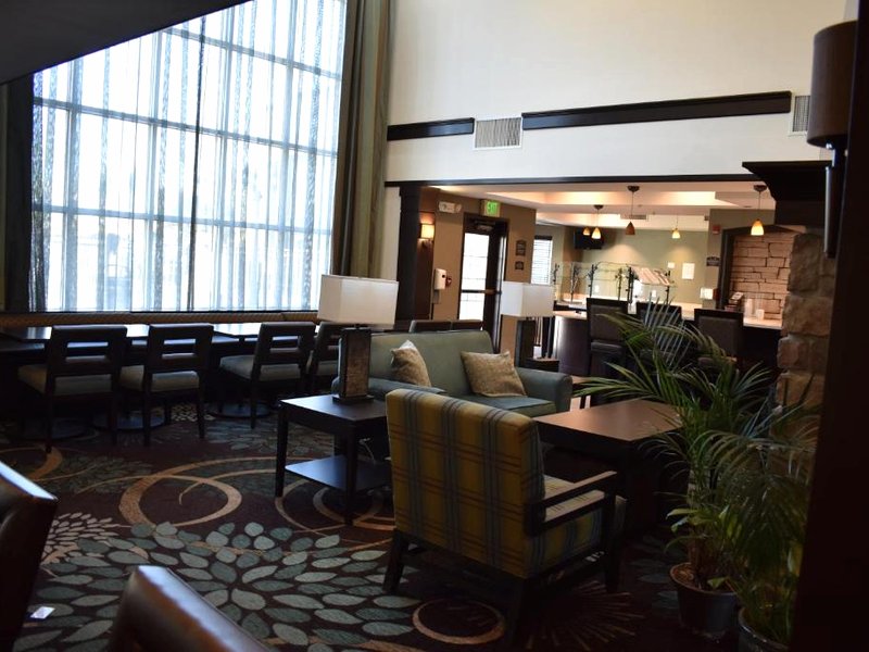 Staybridge Suites Cranbury - South Brunswick By IHGの写真