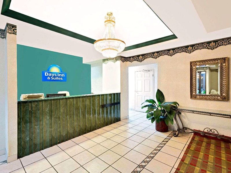 デイズ イン&スイーツ バイ ウィンダム オペルーサス (Days Inn & Suites by Wyndham Opelousas)の写真