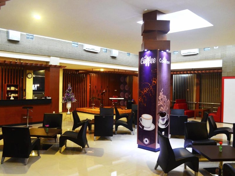 レジーナ ホテル ペマラン (Regina Hotel Pemalang)の写真