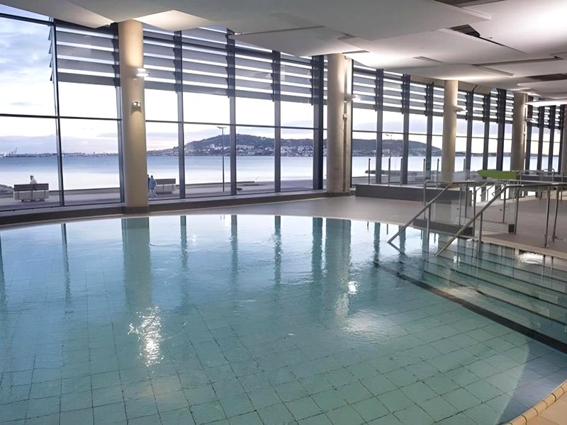 ［ヴィク ラ ガルディオル］バンガロー（28m²）｜ 3ベッドルーム／1バスルーム (Tropical Bungalow 2: air cond+heated pools+sea)の写真