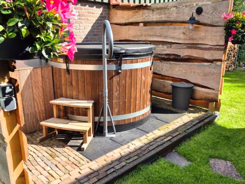 Tinyhouse met Hot Tub en ruime privé tuin (Tinyhouse met Hot Tub en ruime prive tuin)の写真