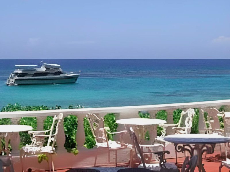 Silver Seas Hotelの写真