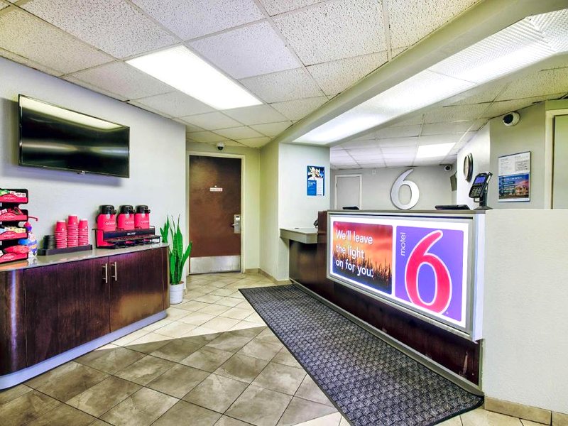 Motel 6 Duluth, MNの写真