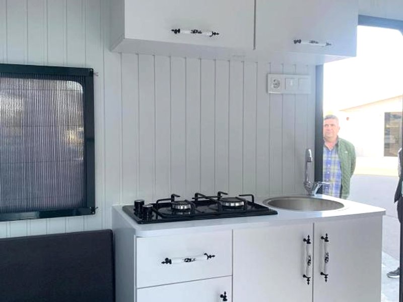 Caravan suitの写真