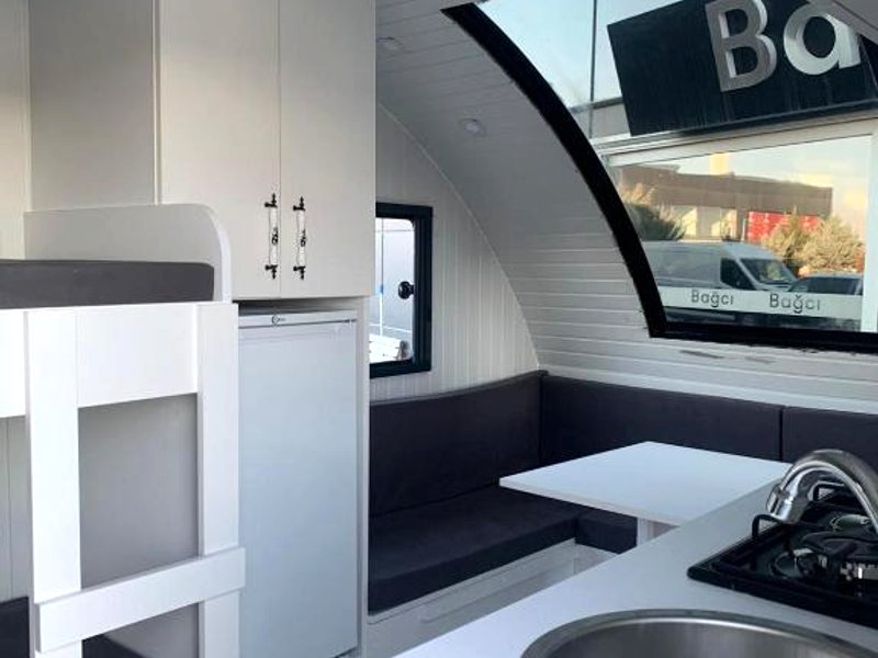 Caravan suitの写真