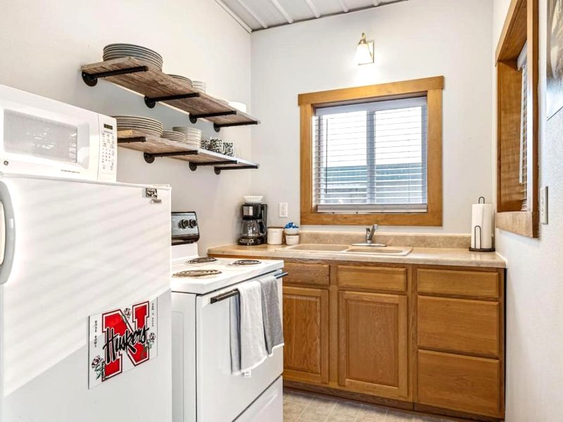 Peaceful Riverfront Cabin Sleeps 4 Decatur Nebraskaの写真