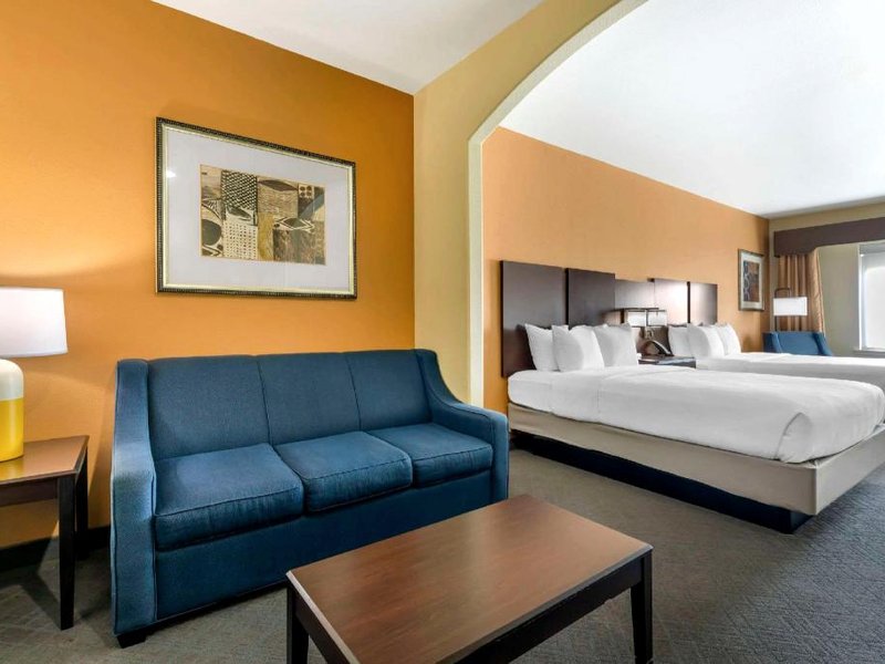 コンフォート イン & スイーツ (Comfort Inn & Suites)の写真