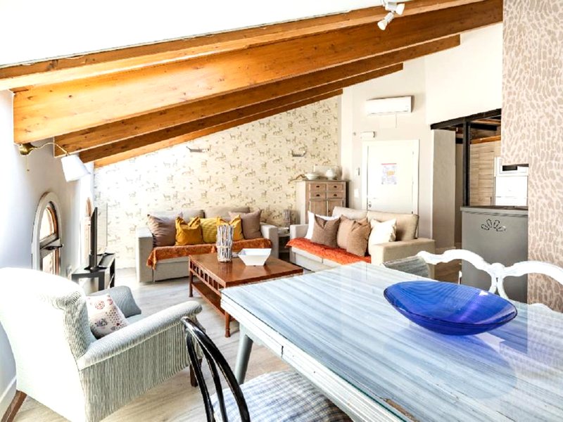 Apartamentos Vino Tinto y Restaurante Tomate Rosaの写真